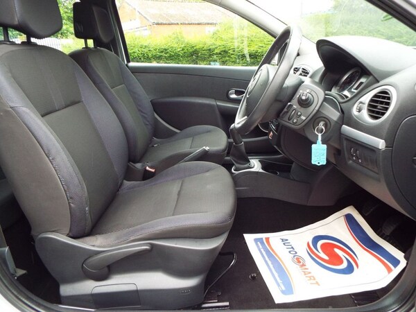 Used Renault Clio 2006 for sale - 75286873: Photo 13
