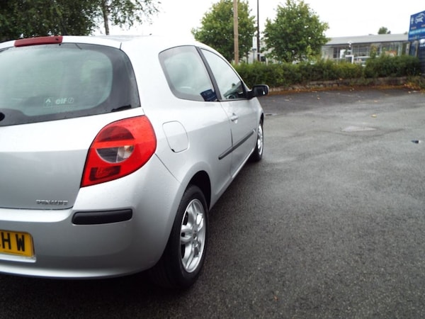 Used Renault Clio 2006 for sale - 75286873: Photo 38