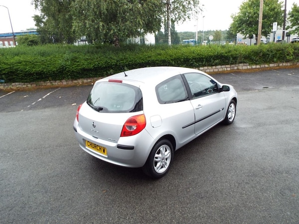 Used Renault Clio 2006 for sale - 75286873: Photo 39