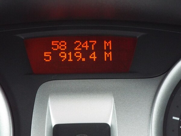 Used Renault Clio 2006 for sale - 75286873: Photo 40