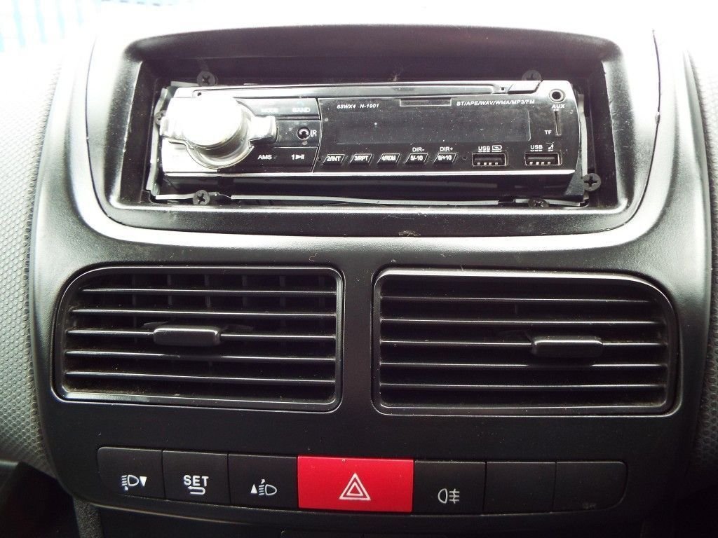 Vehicle 29