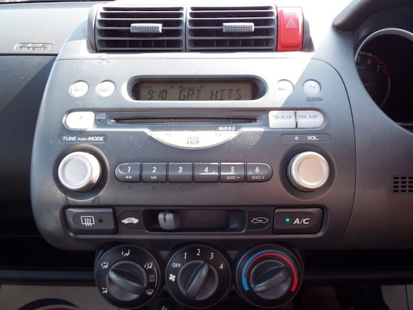 Used Honda Jazz 2004 for sale - 74529766: Photo 40