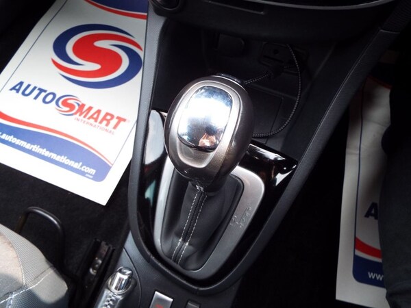 Used Renault Clio 2013 for sale - 74833332: Photo 43