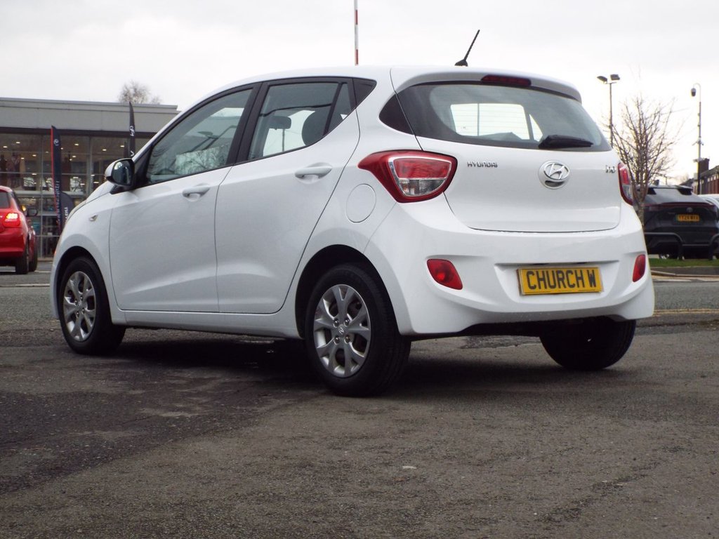 Used Hyundai i10 2016 for sale - 77200195: Photo 32