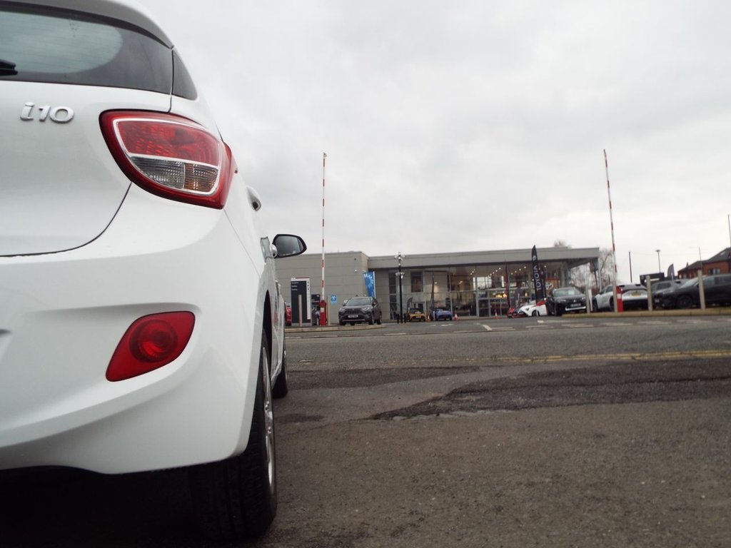 Used Hyundai i10 2016 for sale - 77200195: Photo 35