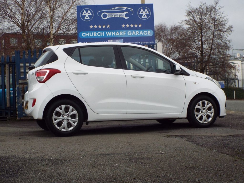 Used Hyundai i10 2016 for sale - 77200195: Photo 38