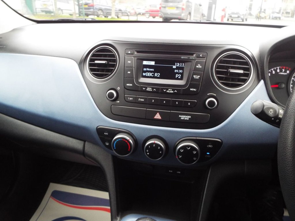 Used Hyundai i10 2016 for sale - 77200195: Photo 40