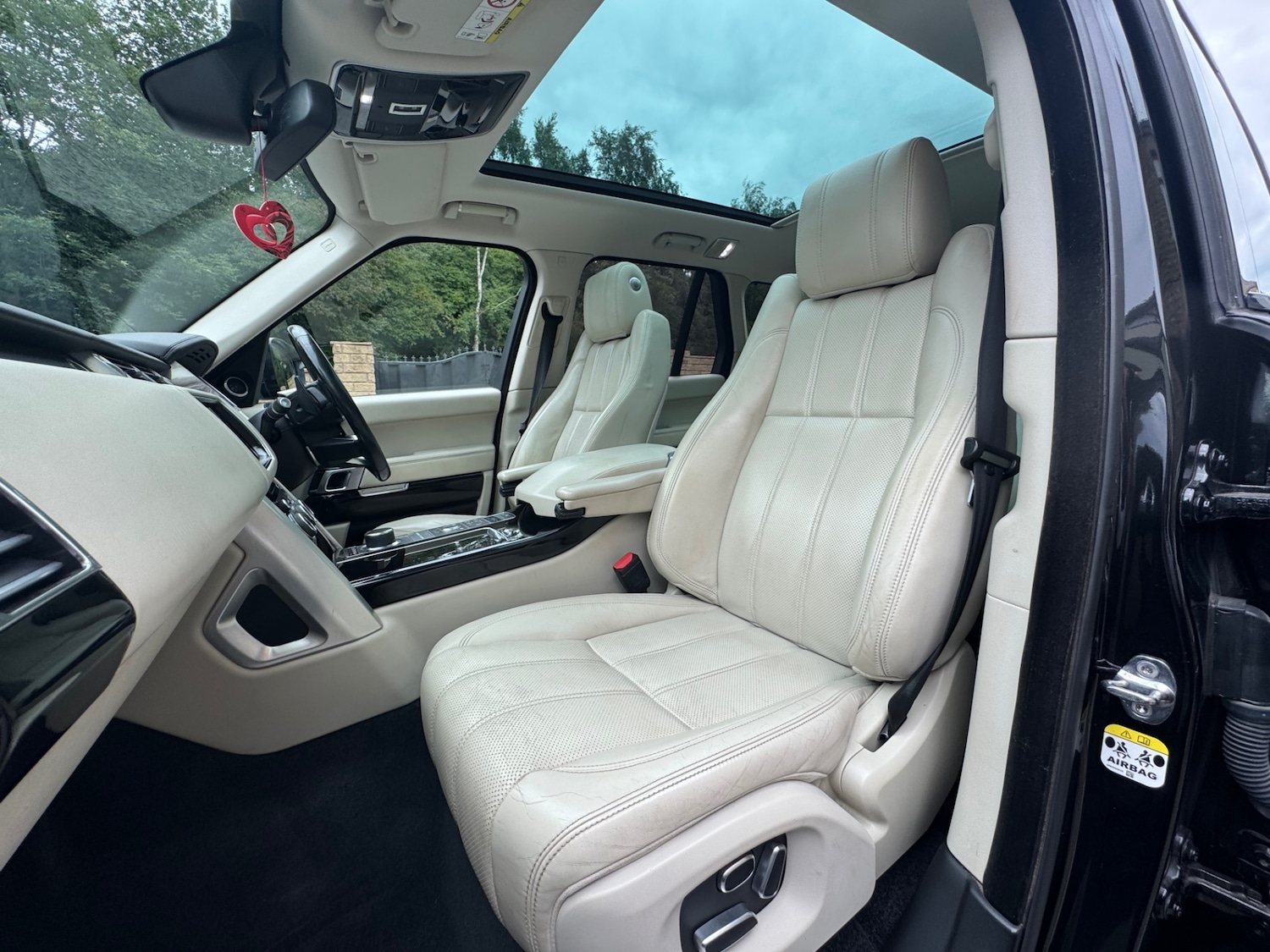 Used Land Rover Range Rover 2015 for sale - 76165405: Photo 11