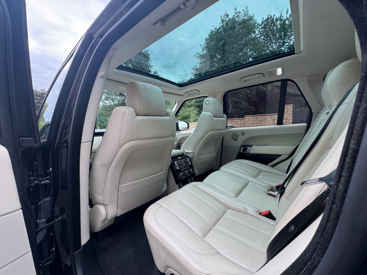 Used Land Rover Range Rover 2015 for sale - 76165405: Photo 15