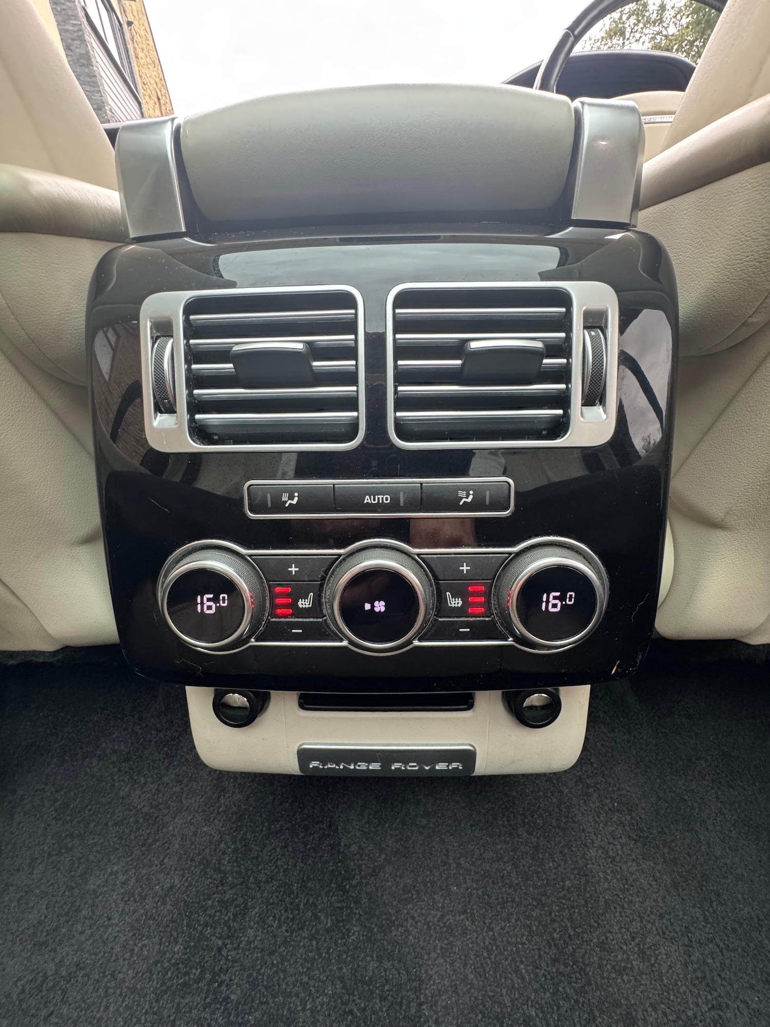 Used Land Rover Range Rover 2015 for sale - 76165405: Photo 22