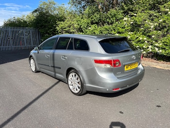 Used Toyota Avensis 2009 for sale - 79163312: Photo