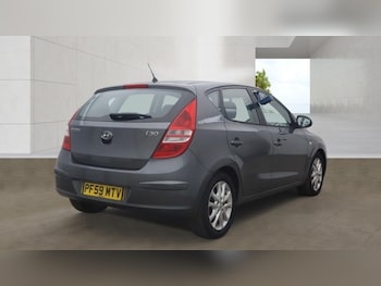 Used Hyundai i30 2010 for sale - 79400630: Photo