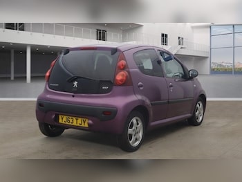Used Peugeot 107 2013 for sale - 79170512: Photo