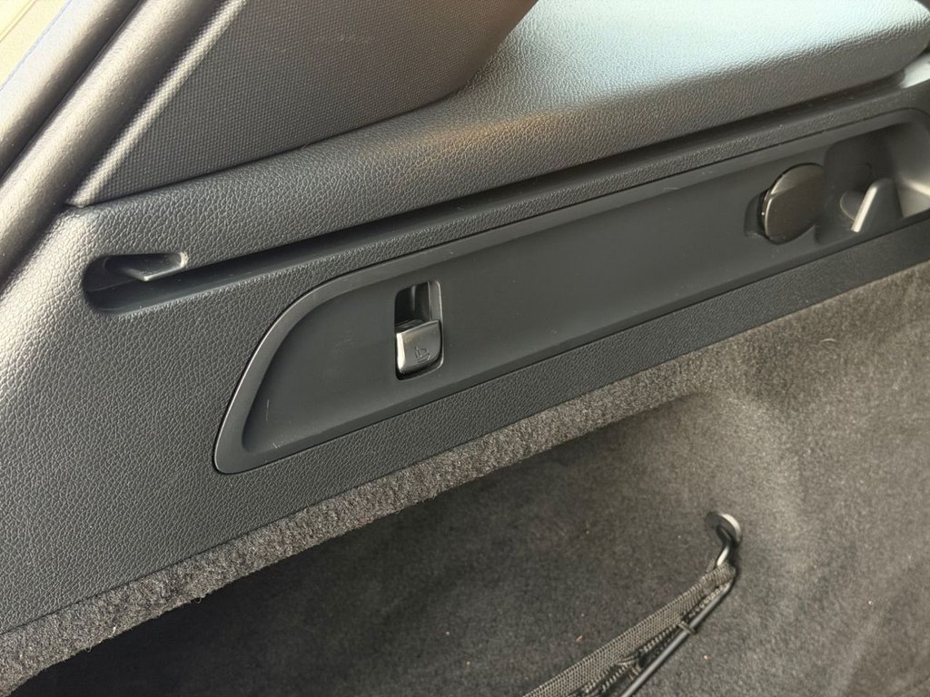 Used Mercedes-Benz GLC 2020 for sale - 77841395: Photo 18