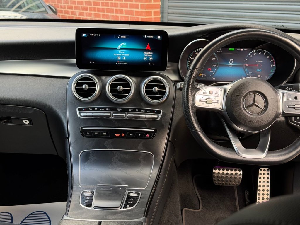 Used Mercedes-Benz GLC 2020 for sale - 77841395: Photo 2