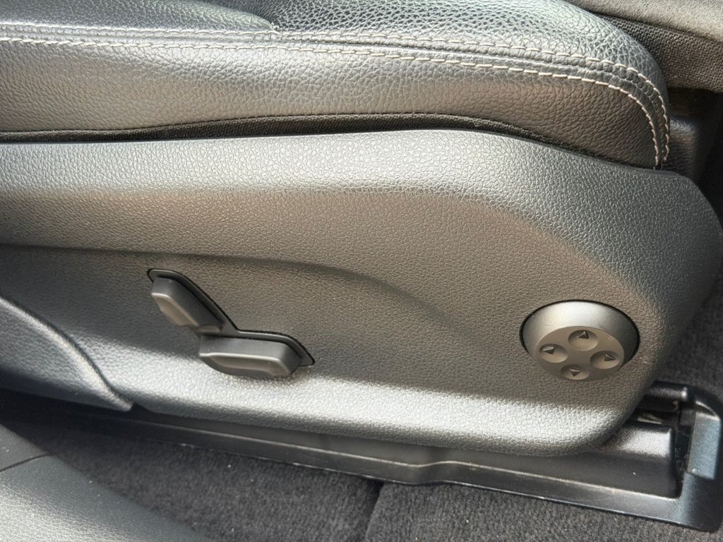 Used Mercedes-Benz GLC 2020 for sale - 77841395: Photo 22