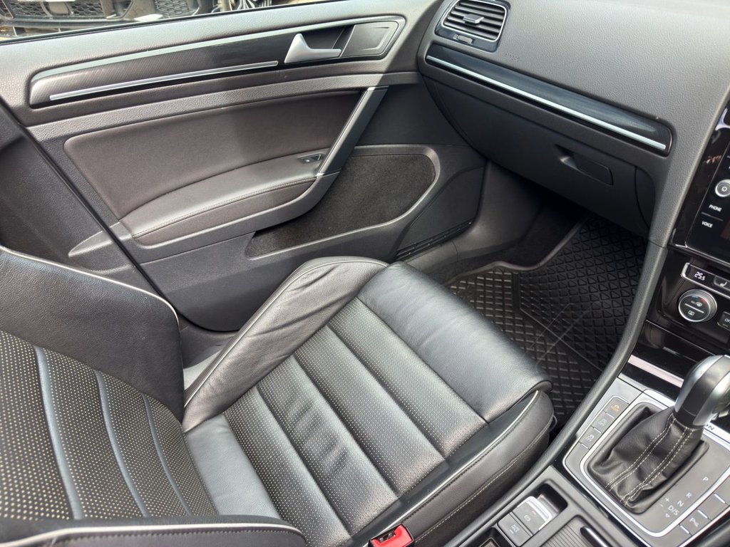 Used Volkswagen Golf 2019 for sale - 78049638: Photo 26