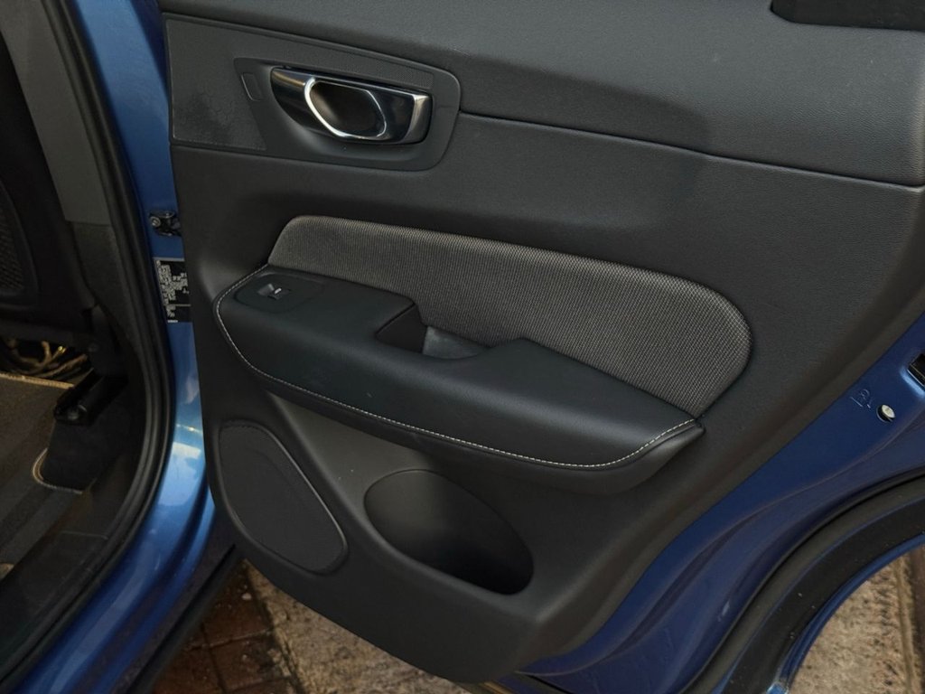 Used Volvo XC60 2020 for sale - 77719413: Photo 32