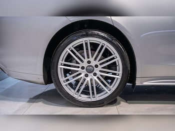 Used Porsche Panamera 2017 for sale - 79407732: Photo