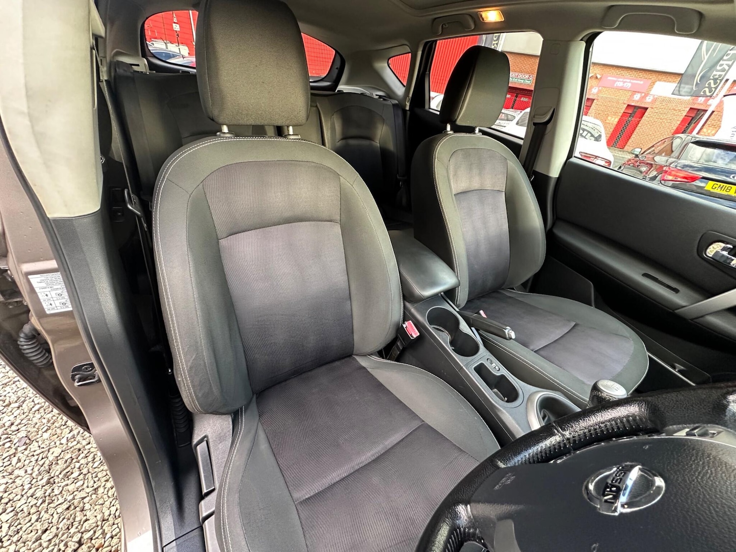 Used Nissan Qashqai 2012 for sale - 76572529: Photo 21