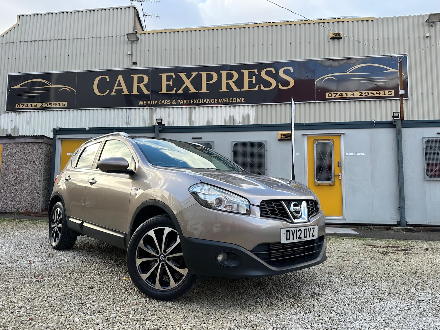 Used Nissan Qashqai 2012 for sale - 76572529: Photo 4