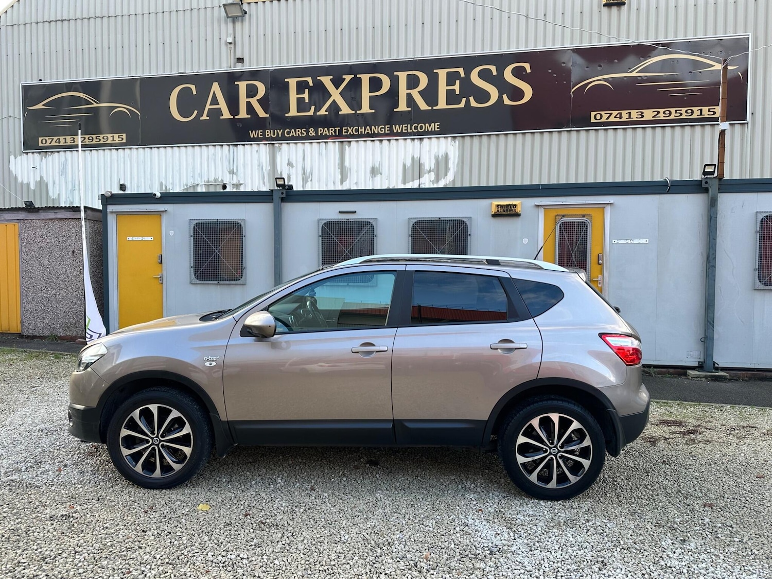 Used Nissan Qashqai 2012 for sale - 76572529: Photo 6