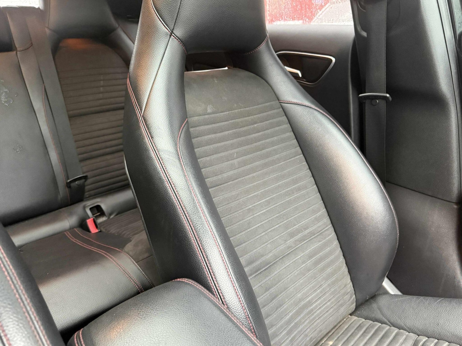 Used Mercedes-Benz A-Class 2014 for sale - 77882151: Photo 32