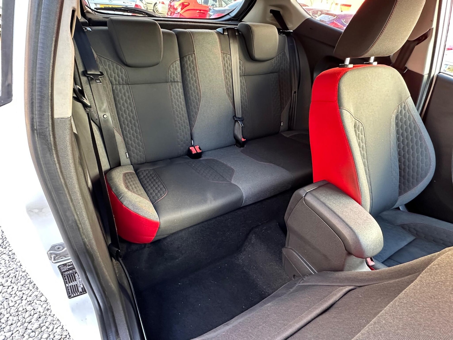 Used Ford Fiesta 2014 for sale - 77892832: Photo 28