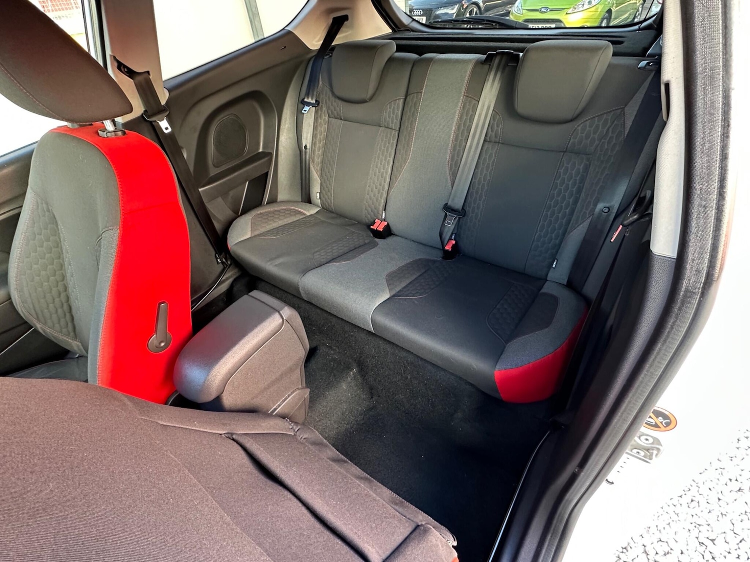 Used Ford Fiesta 2014 for sale - 77892832: Photo 34