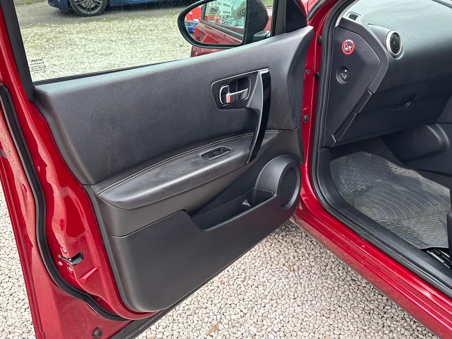 Used Nissan Qashqai 2013 for sale - 77808358: Photo 31