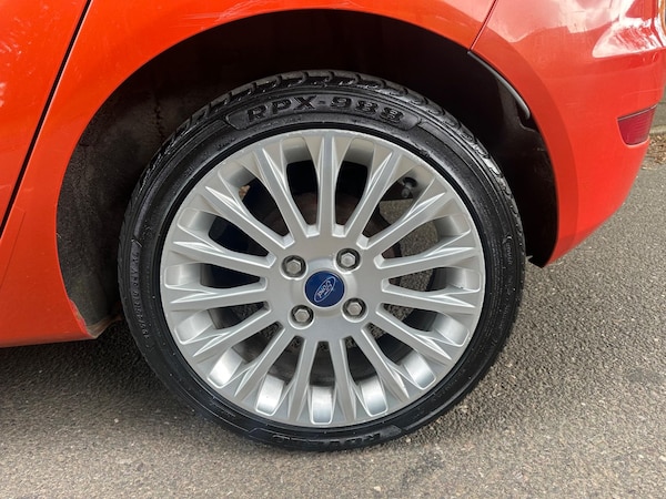Used Ford Fiesta 2012 for sale - 74899131: Photo 14