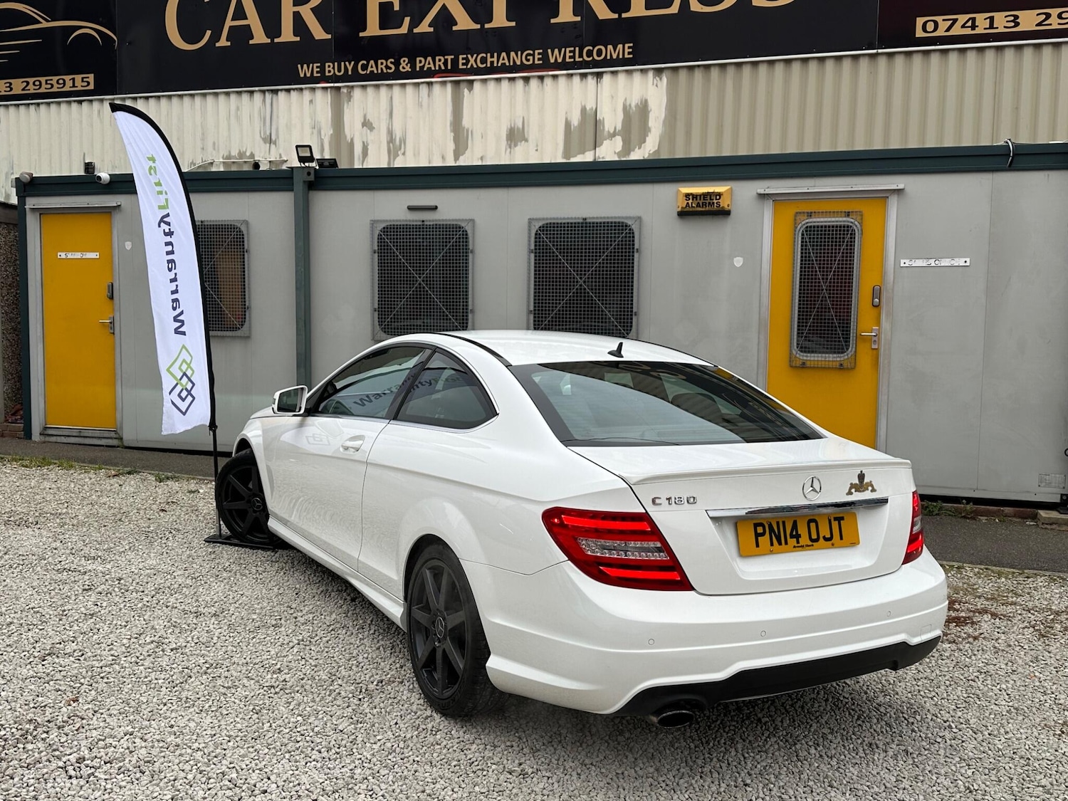 Used Mercedes-Benz C Class 2014 for sale - 76996769: Photo 9