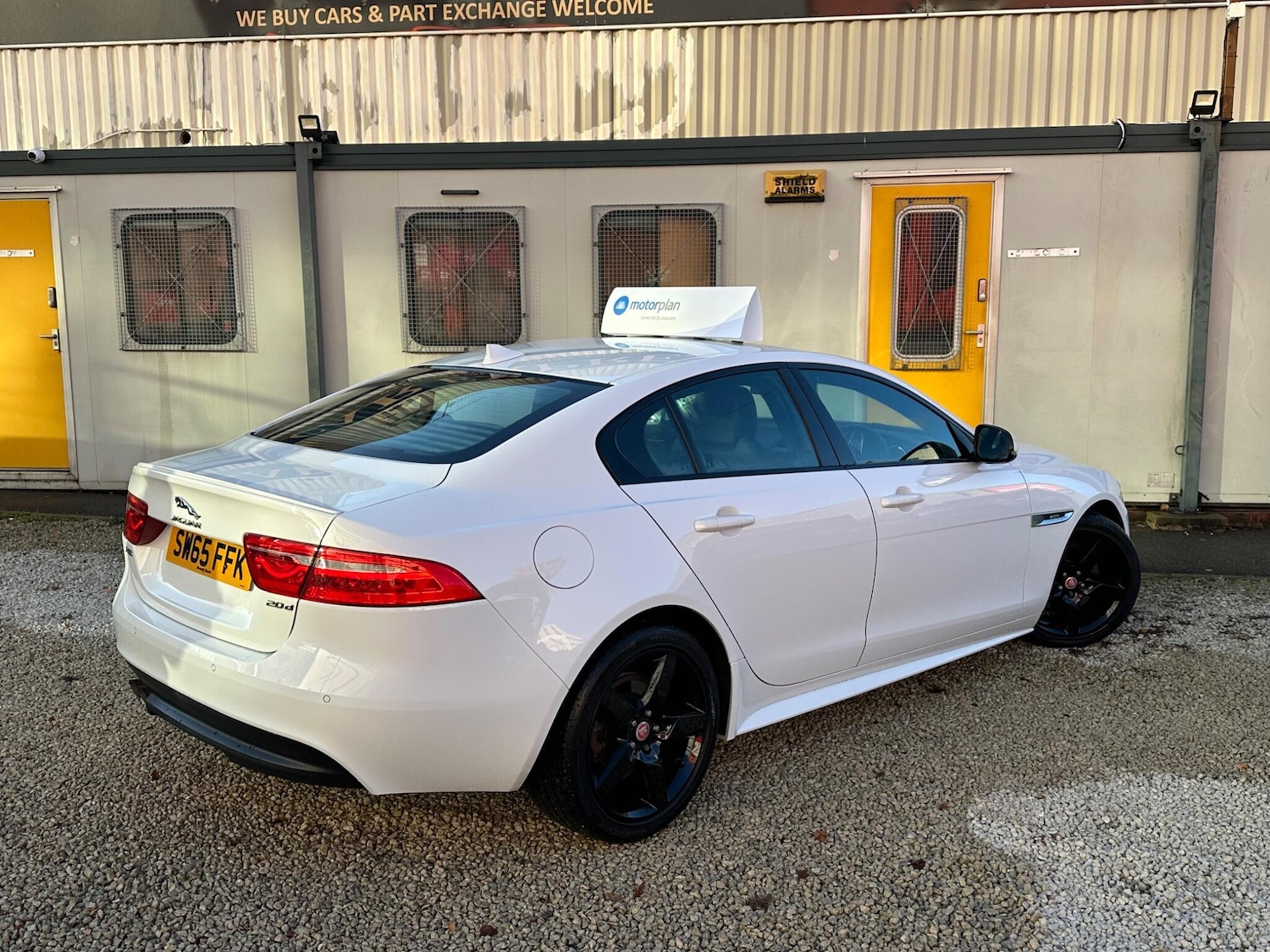 Used Jaguar XE 2015 for sale - 76743303: Photo 11