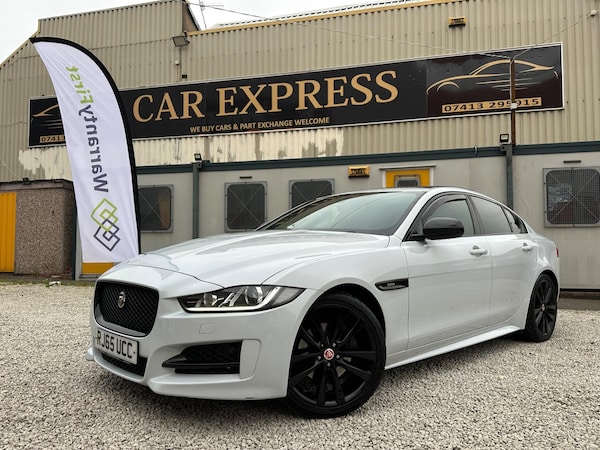 Used Jaguar XE 2015 for sale - 76307158: Photo 2