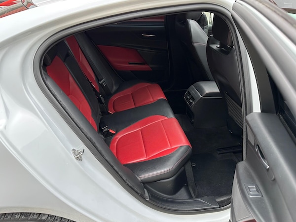 Used Jaguar XE 2015 for sale - 76307158: Photo 36