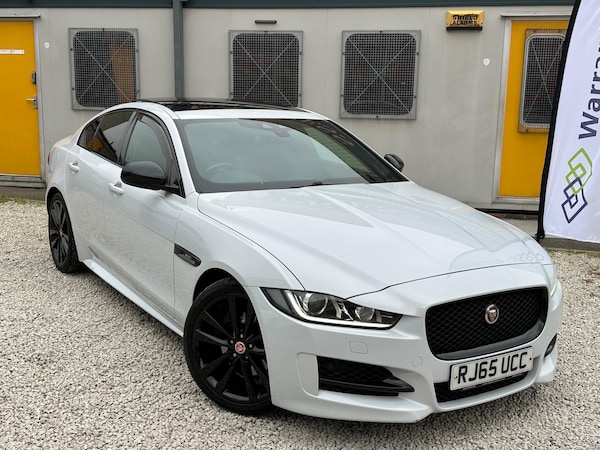 Used Jaguar XE 2015 for sale - 76307158: Photo 8