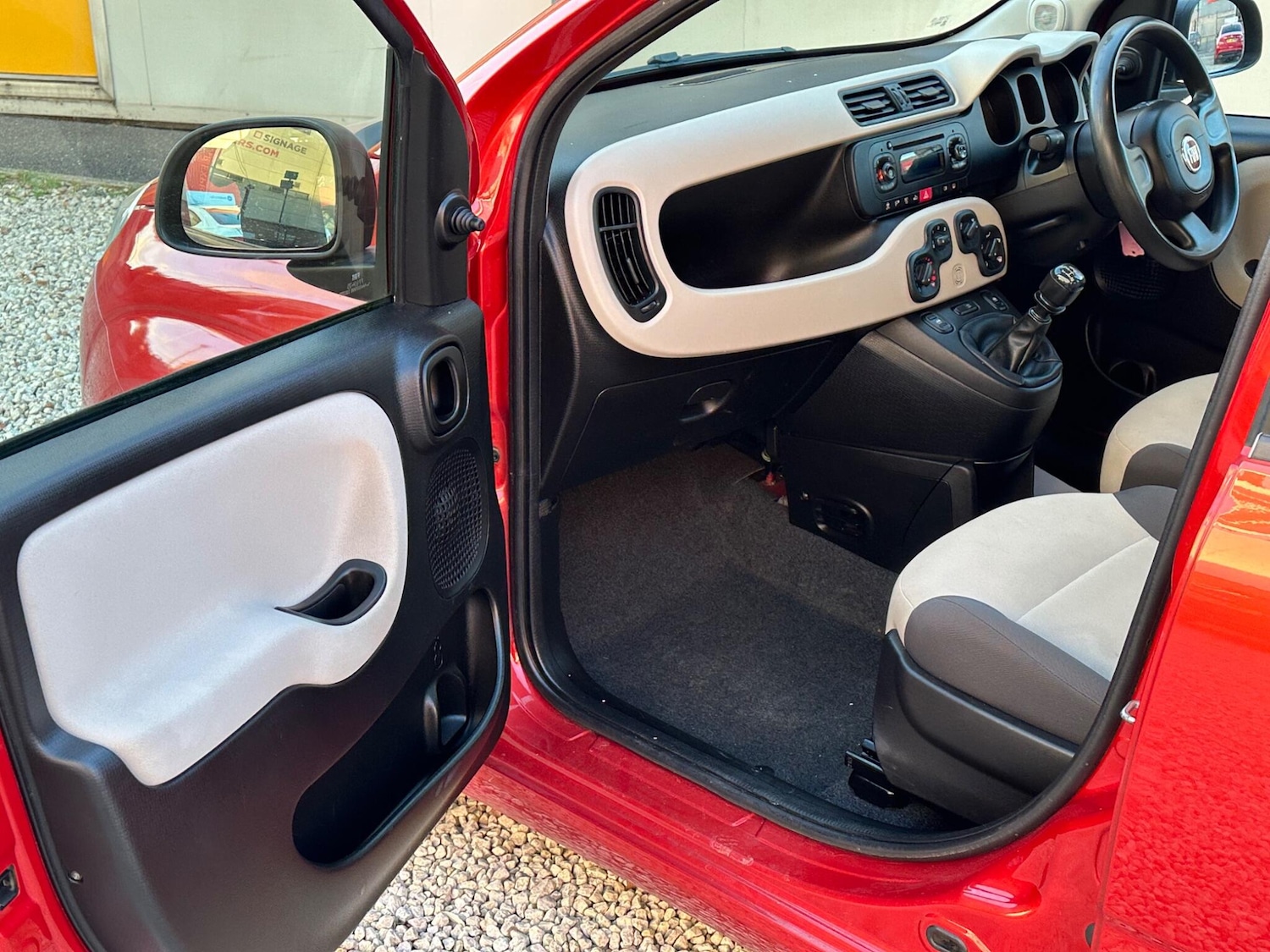 Used Fiat Panda 2015 for sale - 76899199: Photo 29