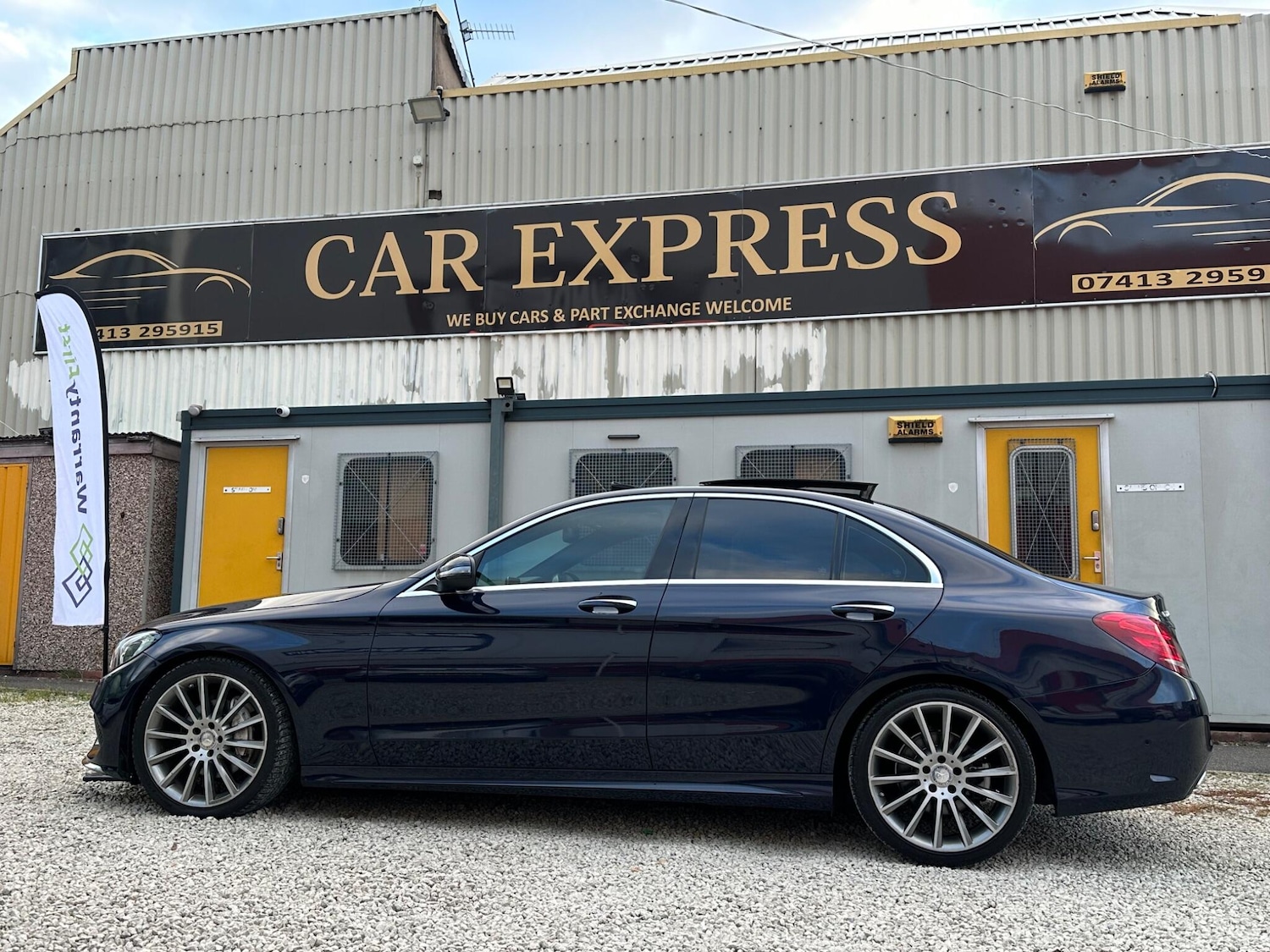 Used Mercedes-Benz C Class 2015 for sale - 76484431: Photo 10