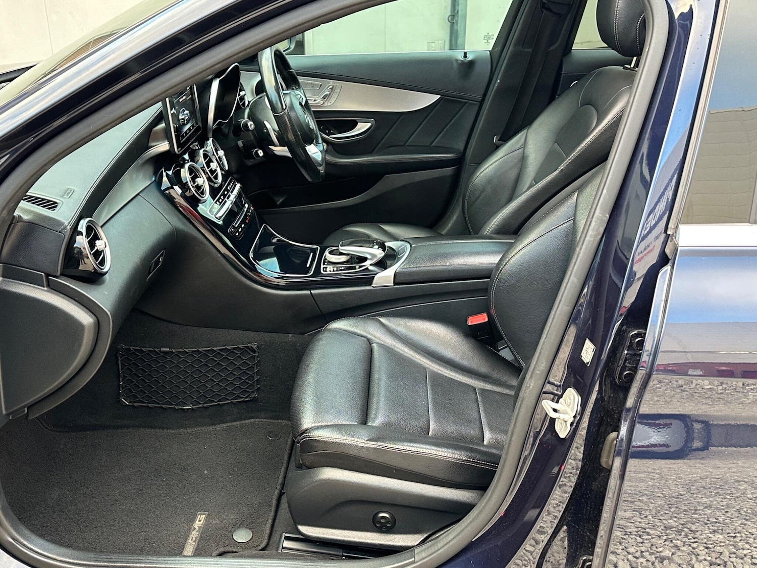 Used Mercedes-Benz C Class 2015 for sale - 76484431: Photo 37