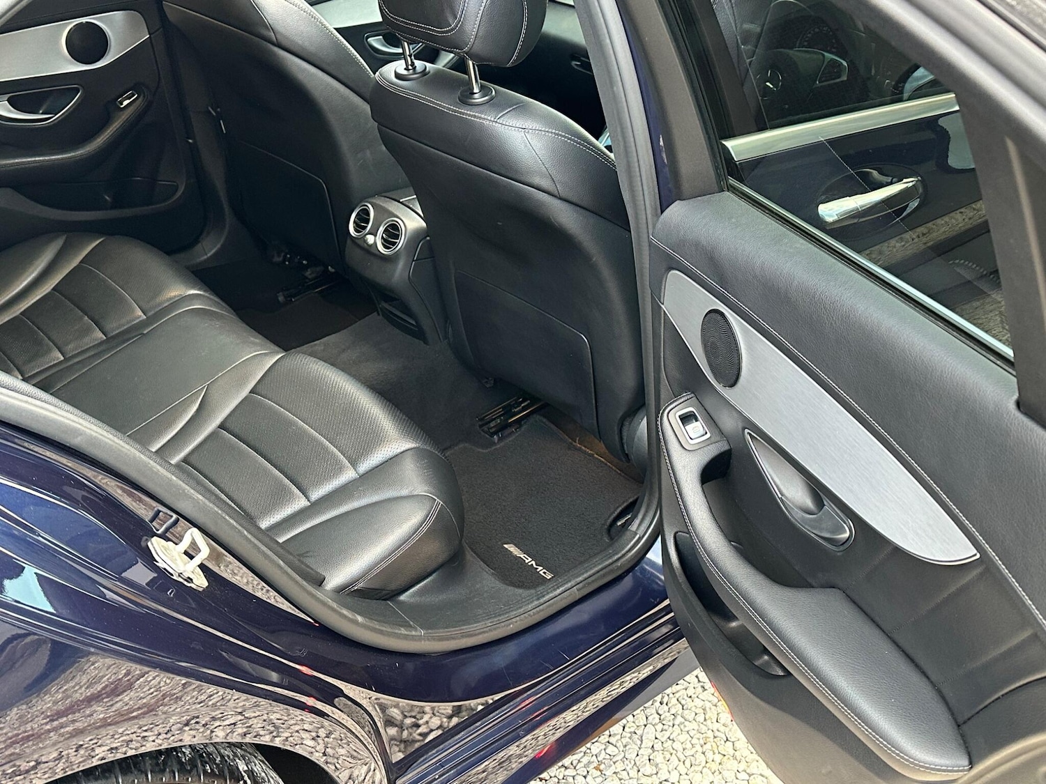 Used Mercedes-Benz C Class 2015 for sale - 76484431: Photo 39