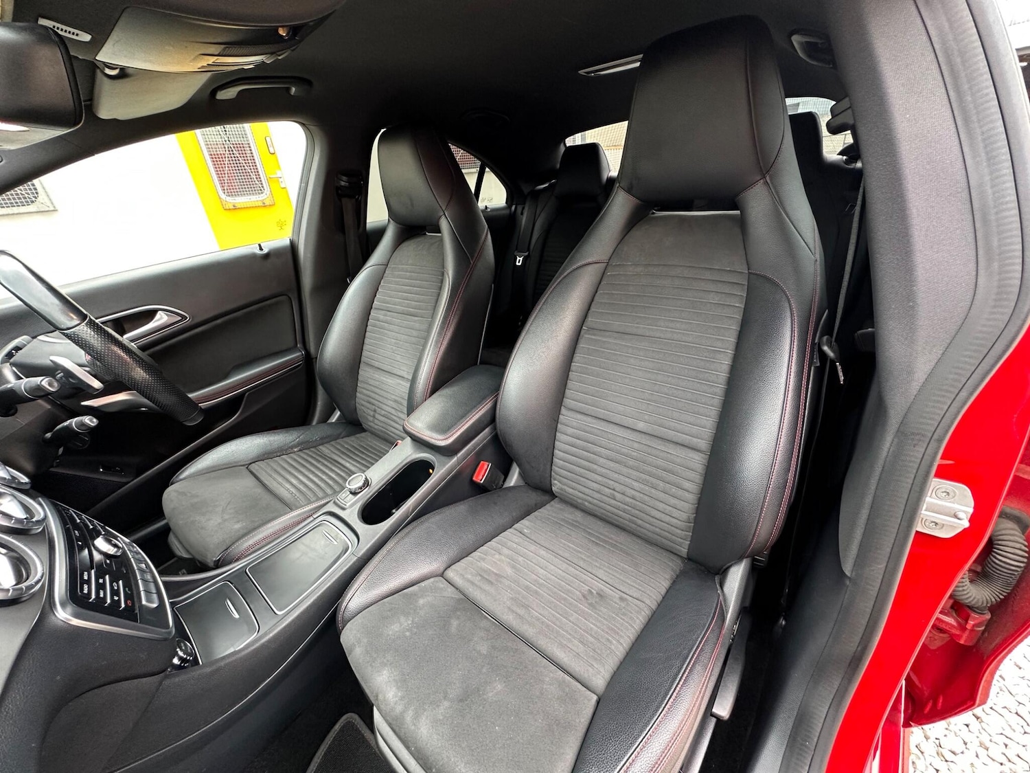 Used Mercedes-Benz CLA 2016 for sale - 76850078: Photo 37