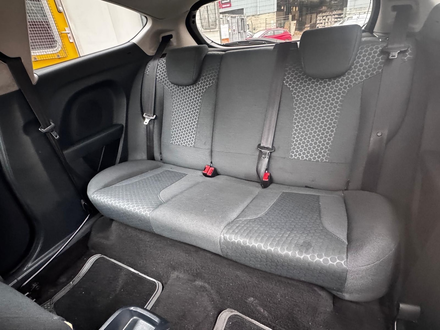 Used Ford Fiesta 2010 for sale - 77411763: Photo 24