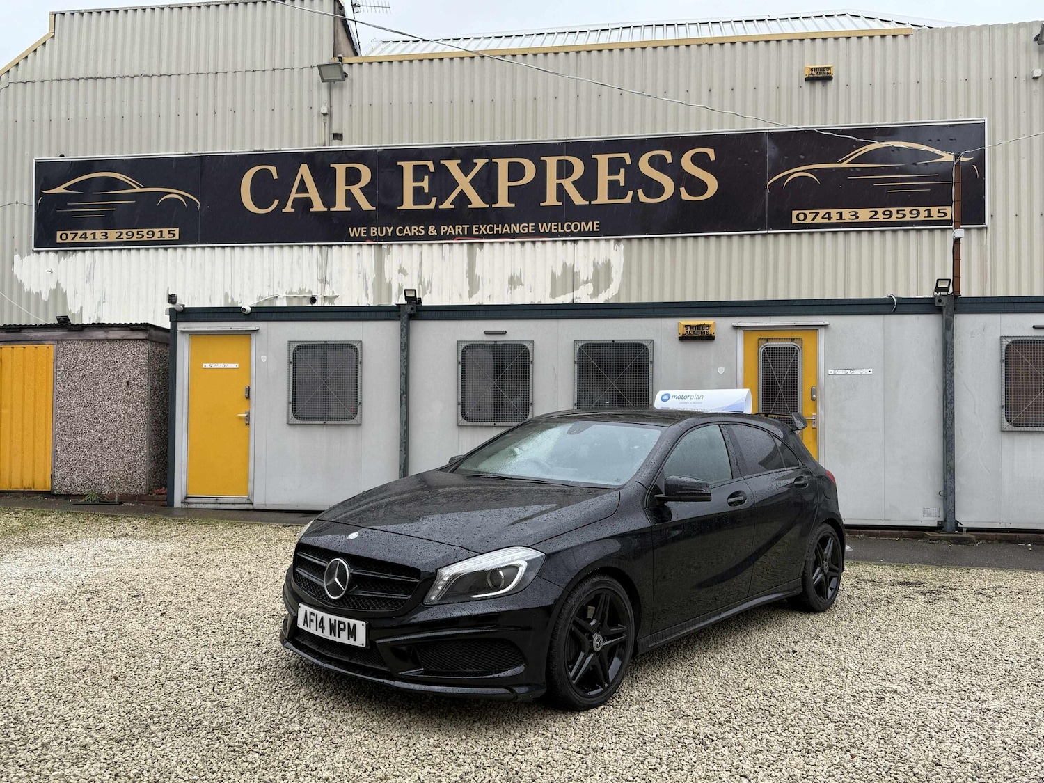 Used Mercedes-Benz A-Class 2014 for sale - 77305128: Photo 2