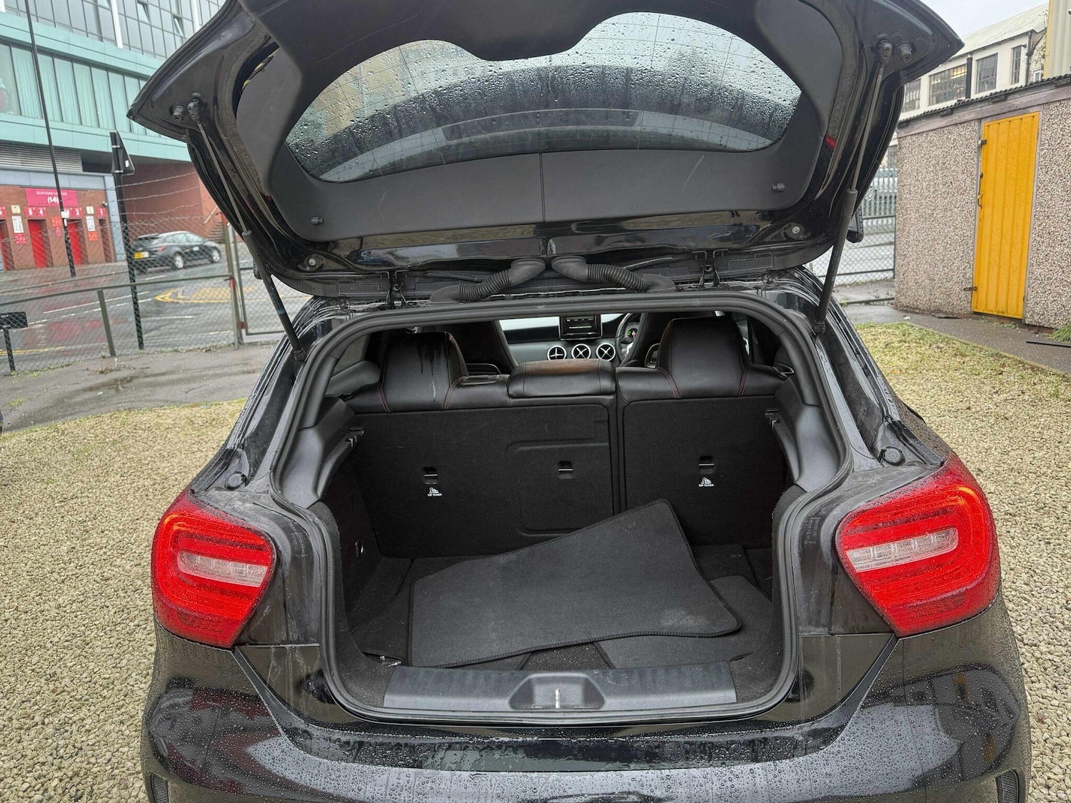 Used Mercedes-Benz A-Class 2014 for sale - 77305128: Photo 32