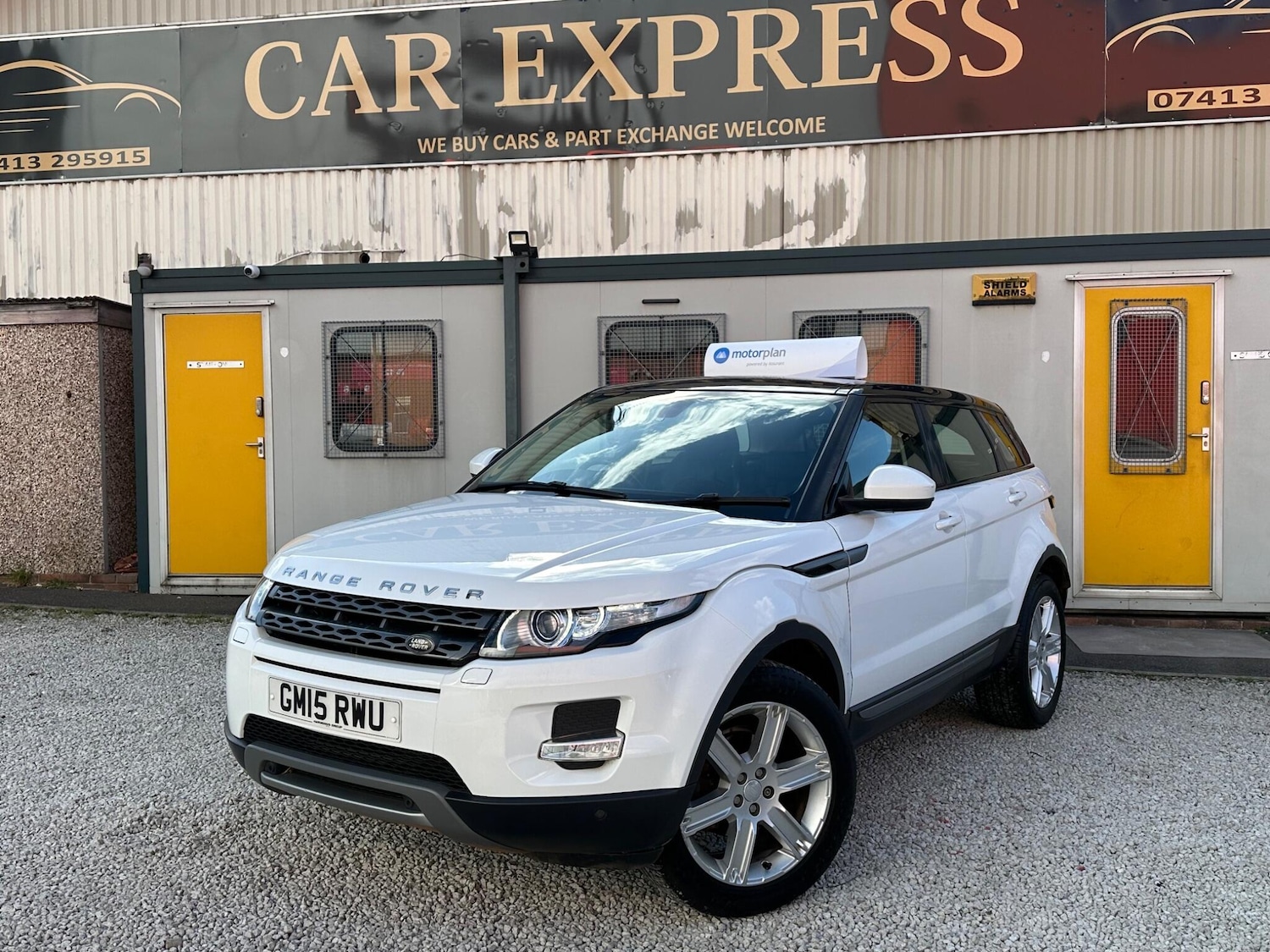 Used Land Rover Range Rover Evoque 2015 for sale - 78204102: Photo 2