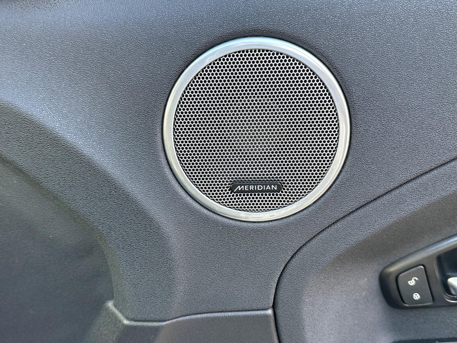 Used Land Rover Range Rover Evoque 2015 for sale - 78204102: Photo 43