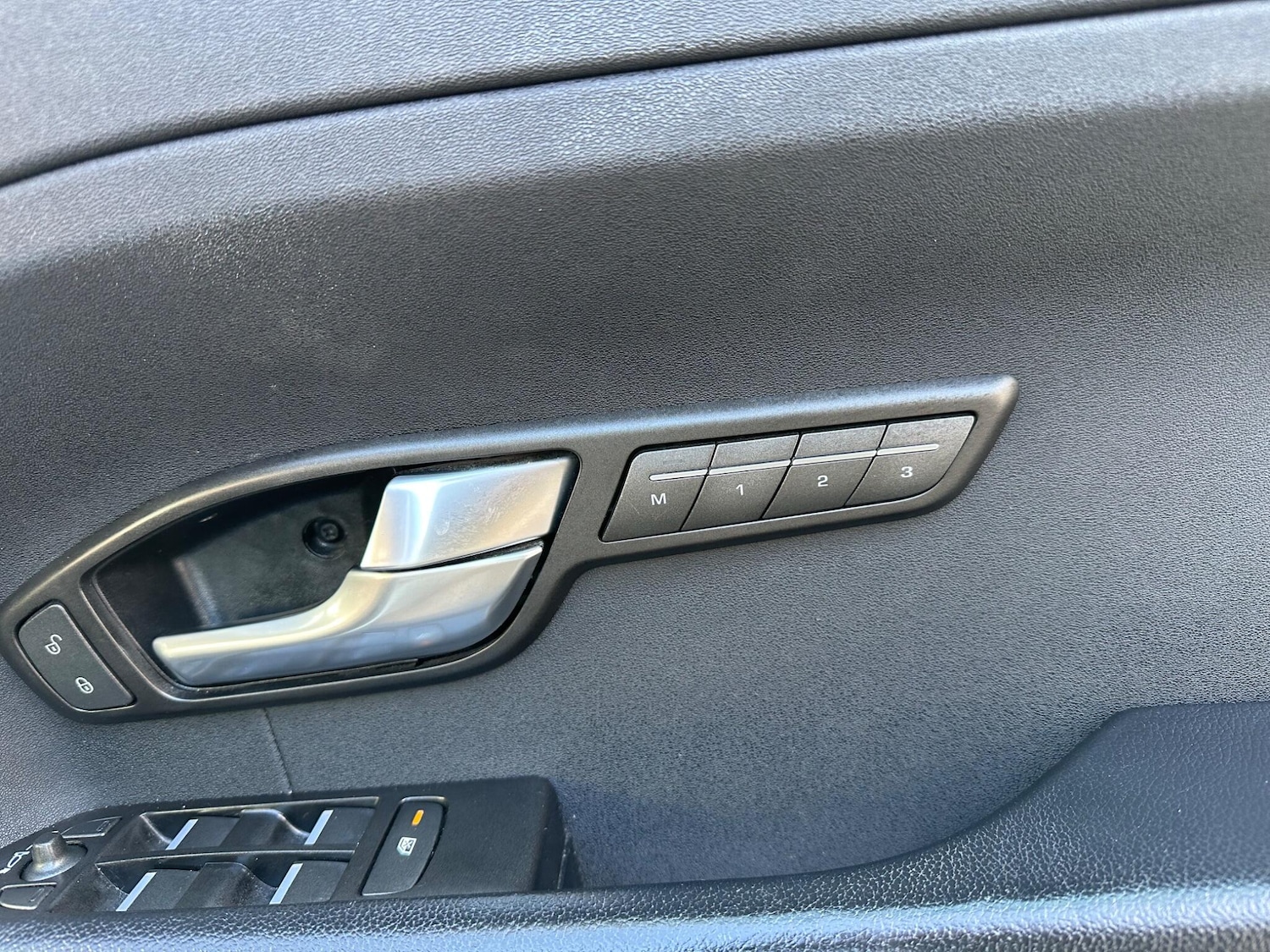 Used Land Rover Range Rover Evoque 2015 for sale - 78204102: Photo 44