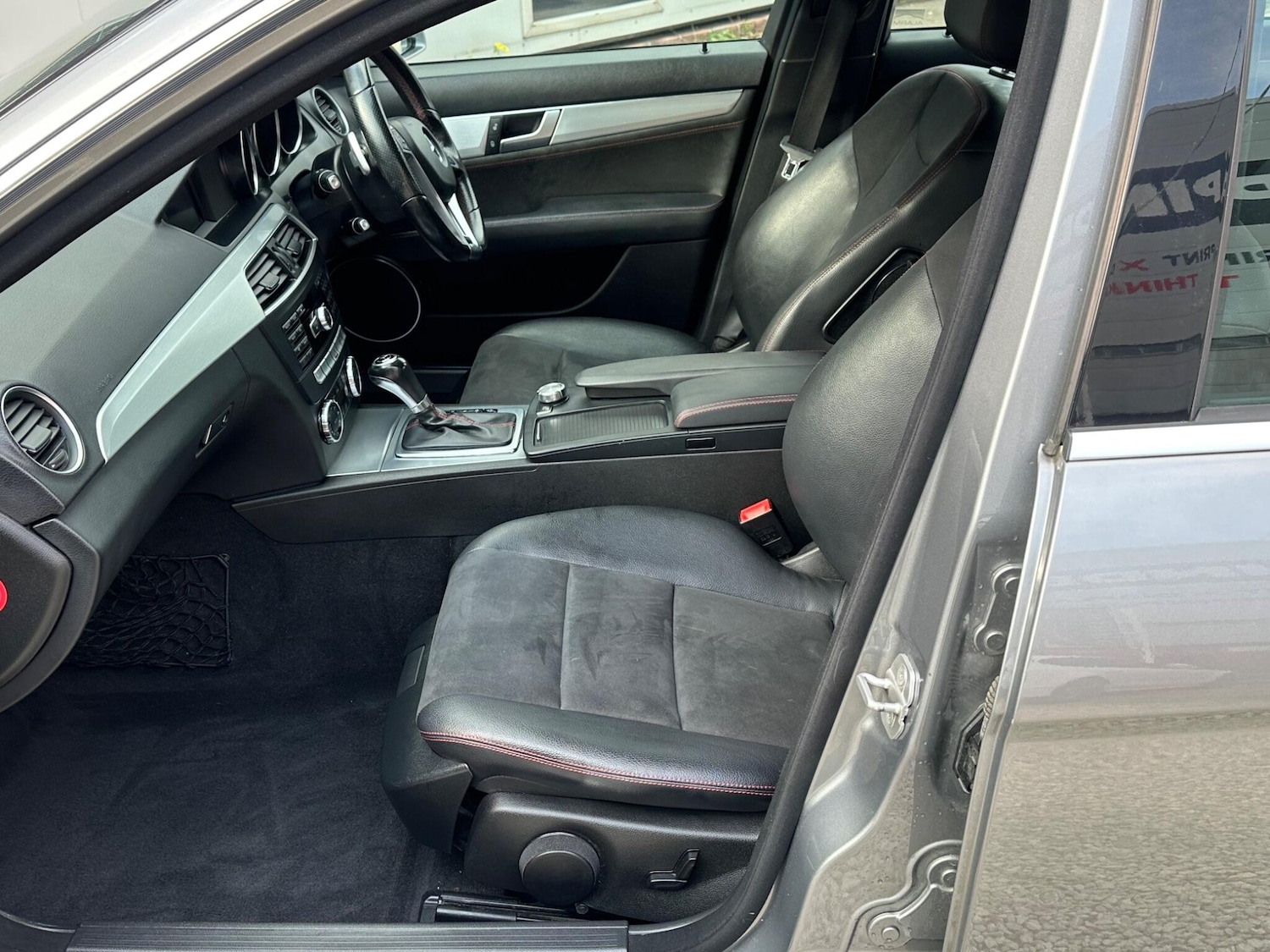 Used Mercedes-Benz C Class 2012 for sale - 76992553: Photo 22