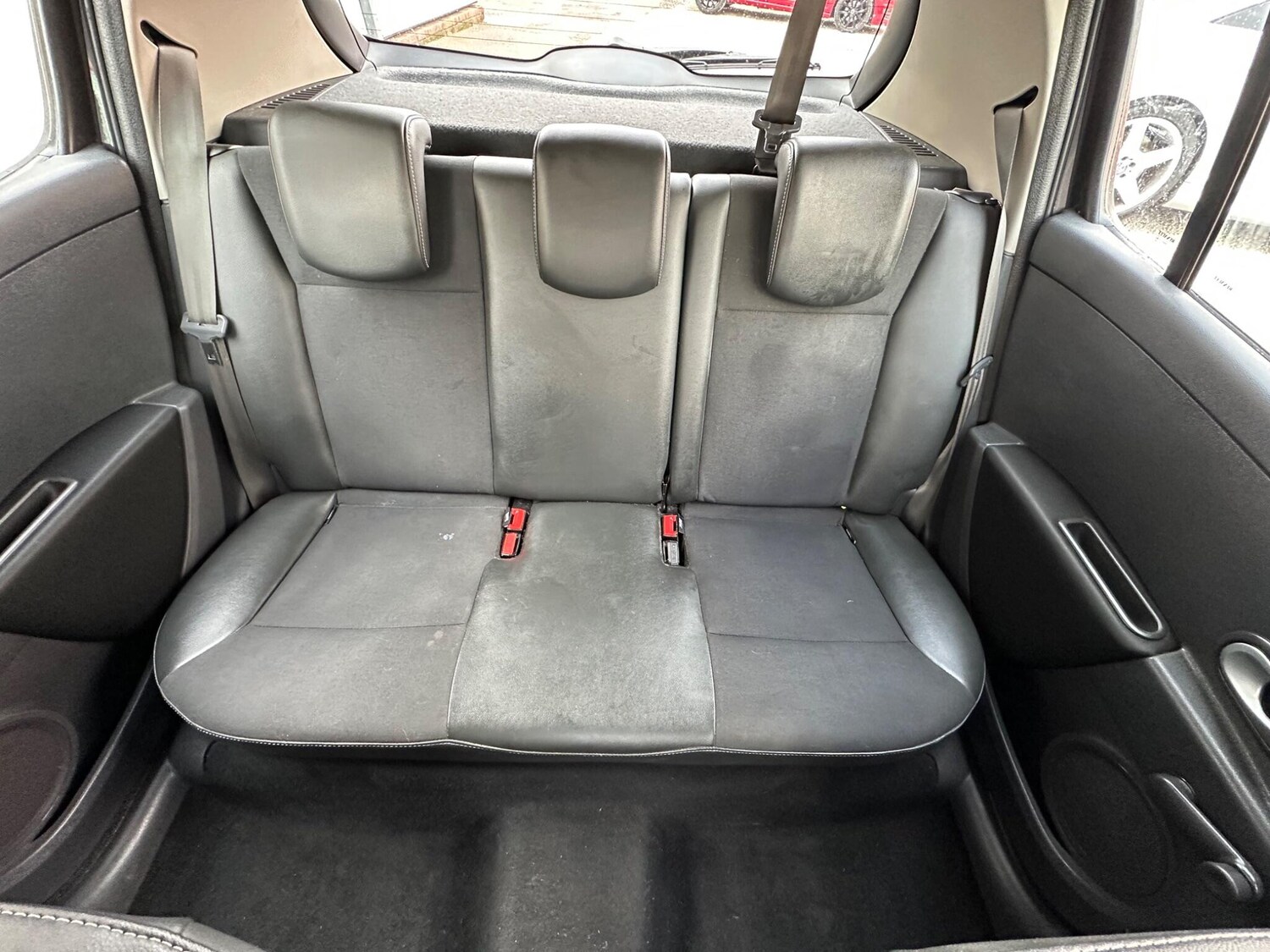 Used Renault Clio for sale - 77909044: Photo 29