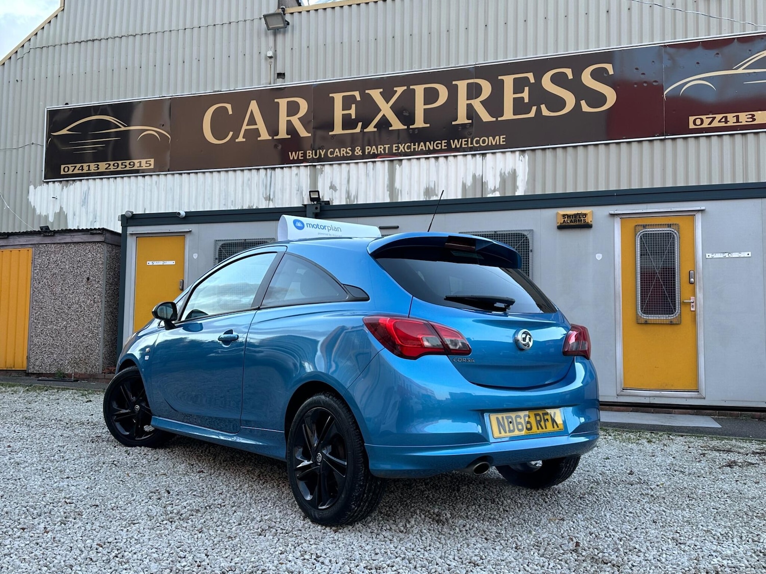 Used Vauxhall Corsa 2017 for sale - 76899217: Photo 3